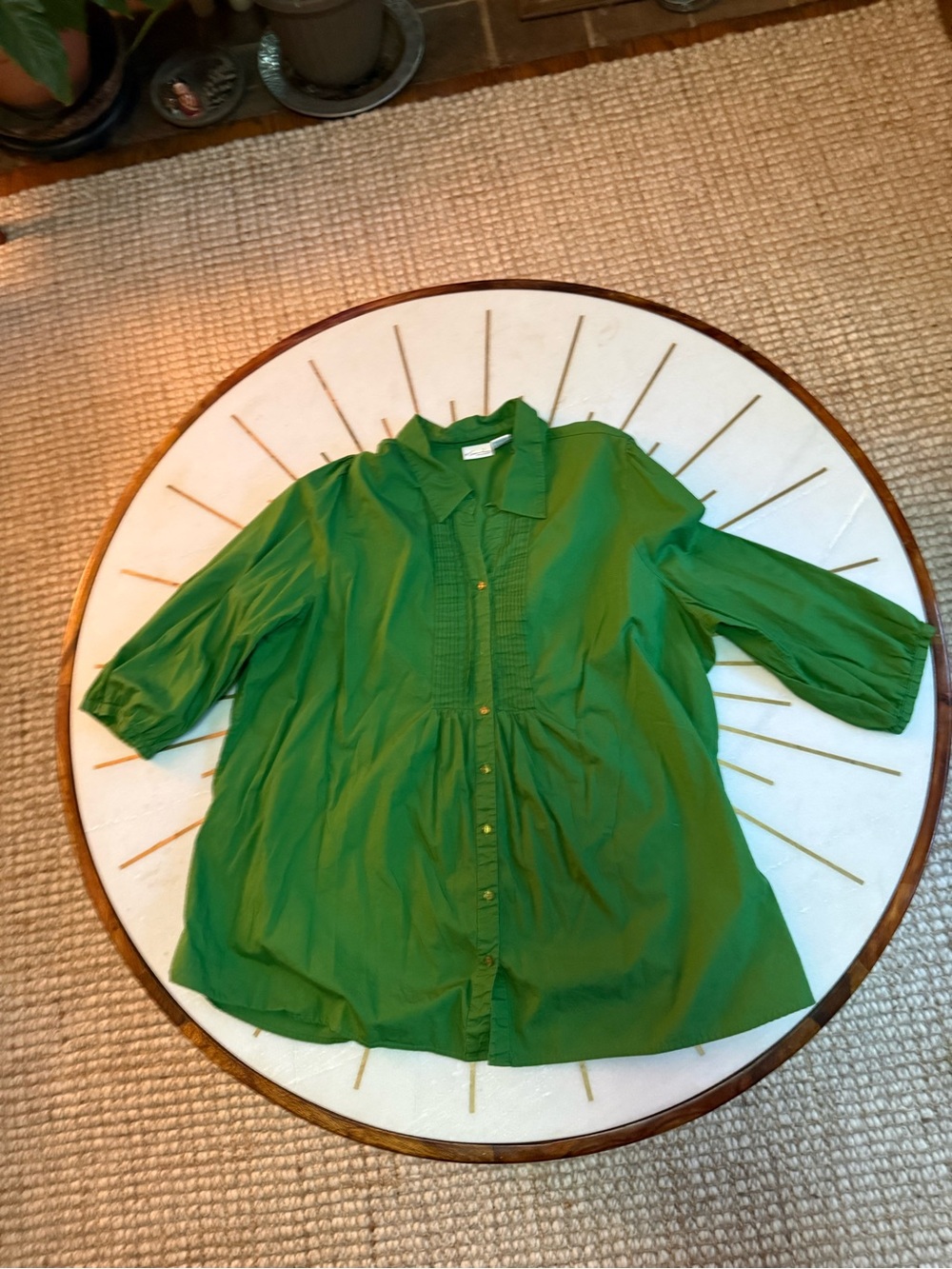 Kim Rogers Emerald Green Button-Front Top